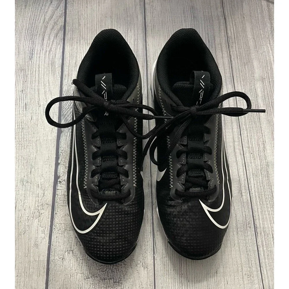 Nike black boy